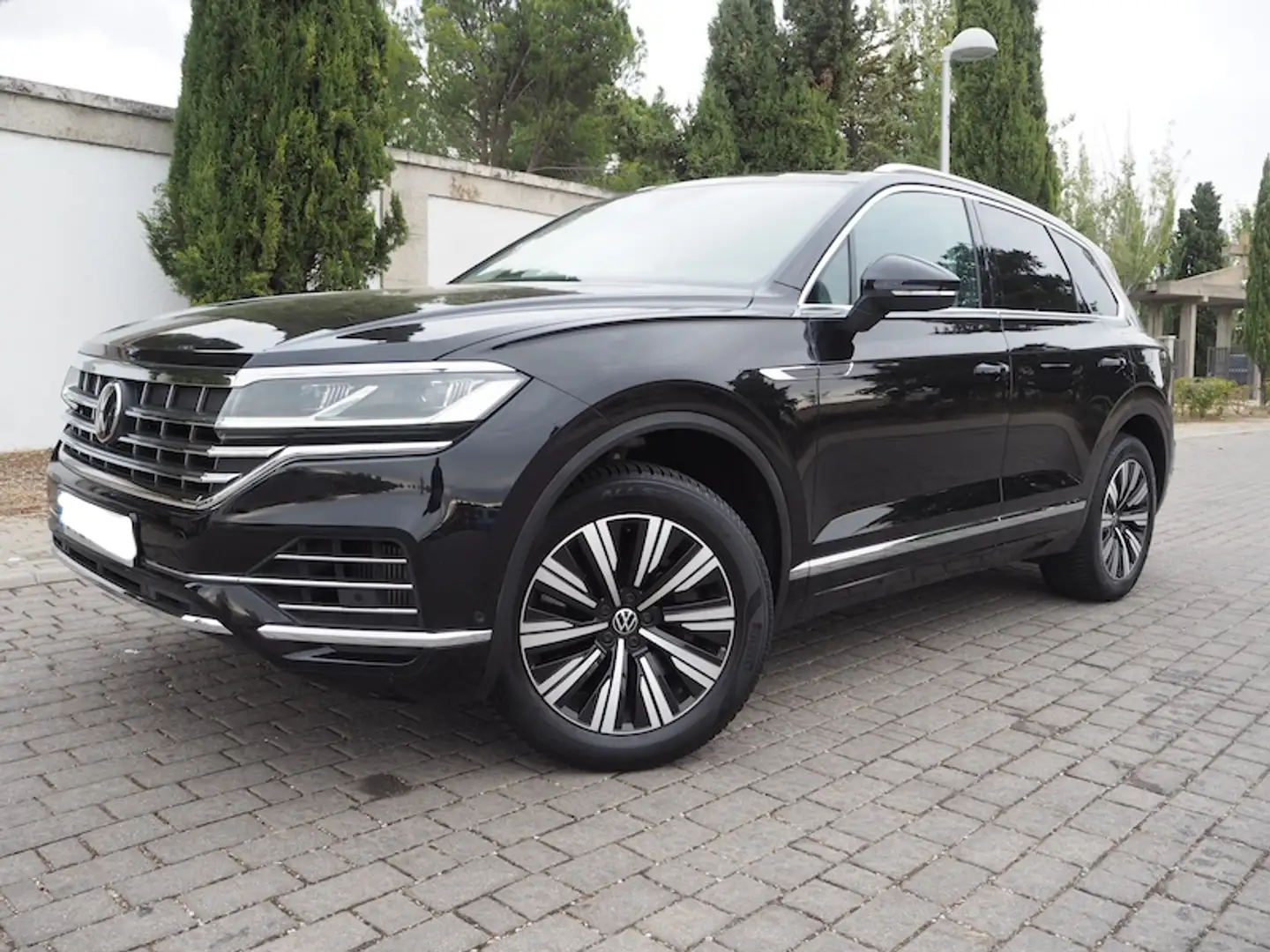 Volkswagen Touareg 3.0TSI V6 eHybrid Elegance 4Motion Tiptronic Negro - 1