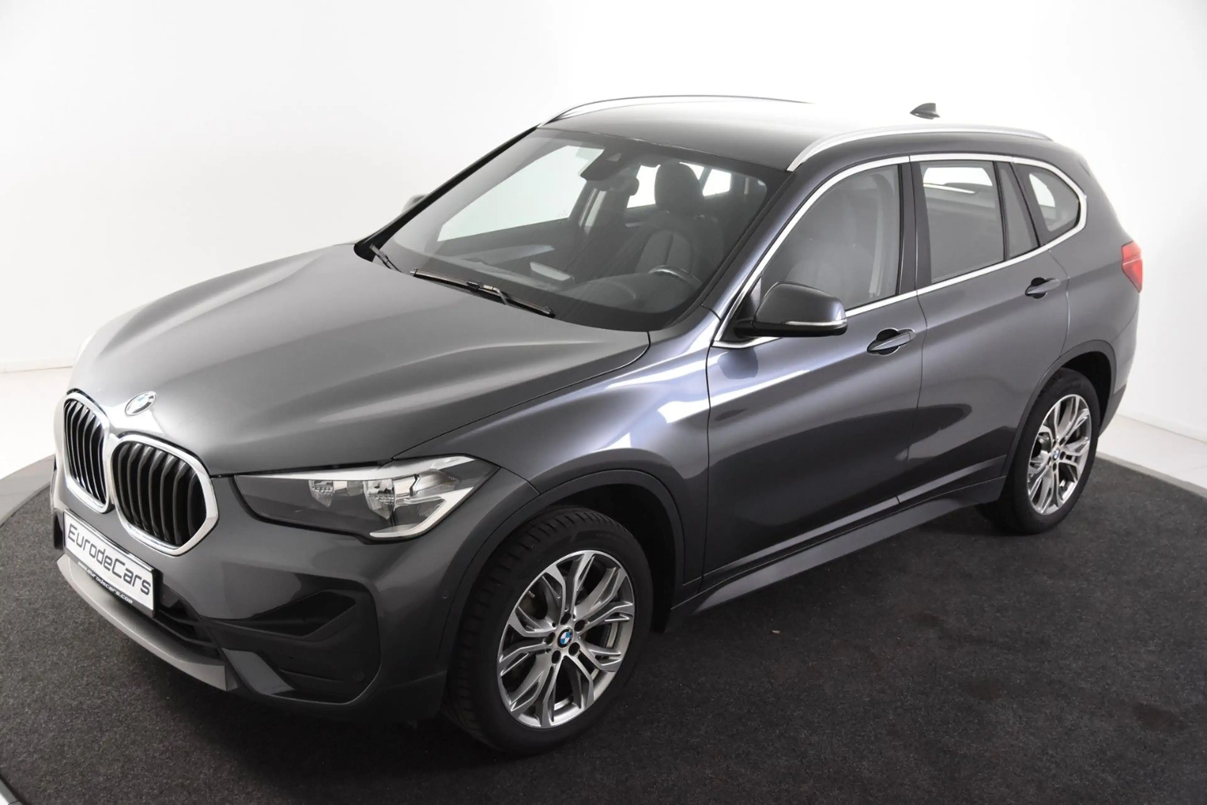 BMW X1 sDrive18i *1.Hand*Navi*Kamera*AHK*DAB* — photo 4