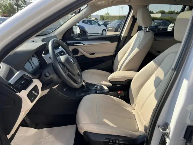 BMW X1 view 5