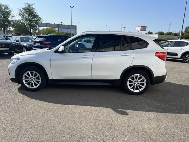 BMW X1 view 4