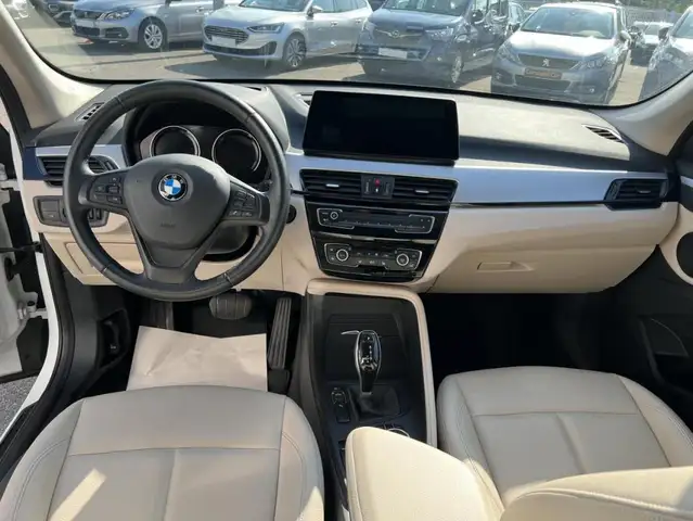 BMW X1 view 10