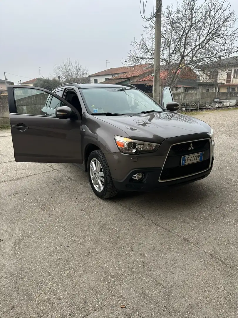 Mitsubishi ASX 1.8 Intense Panoramic 2wd Brown - 1