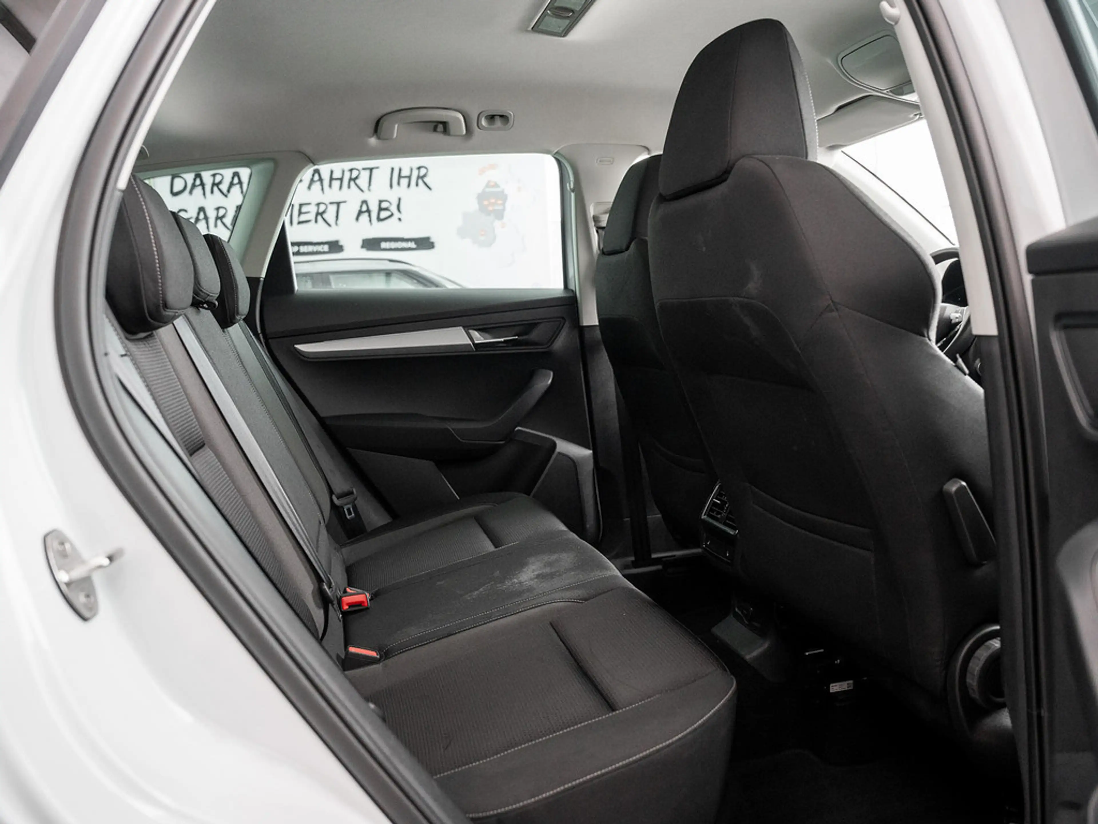 Skoda Karoq 1.5 TSI Tour DSG Kessy pACC SmartLink S — photo 4