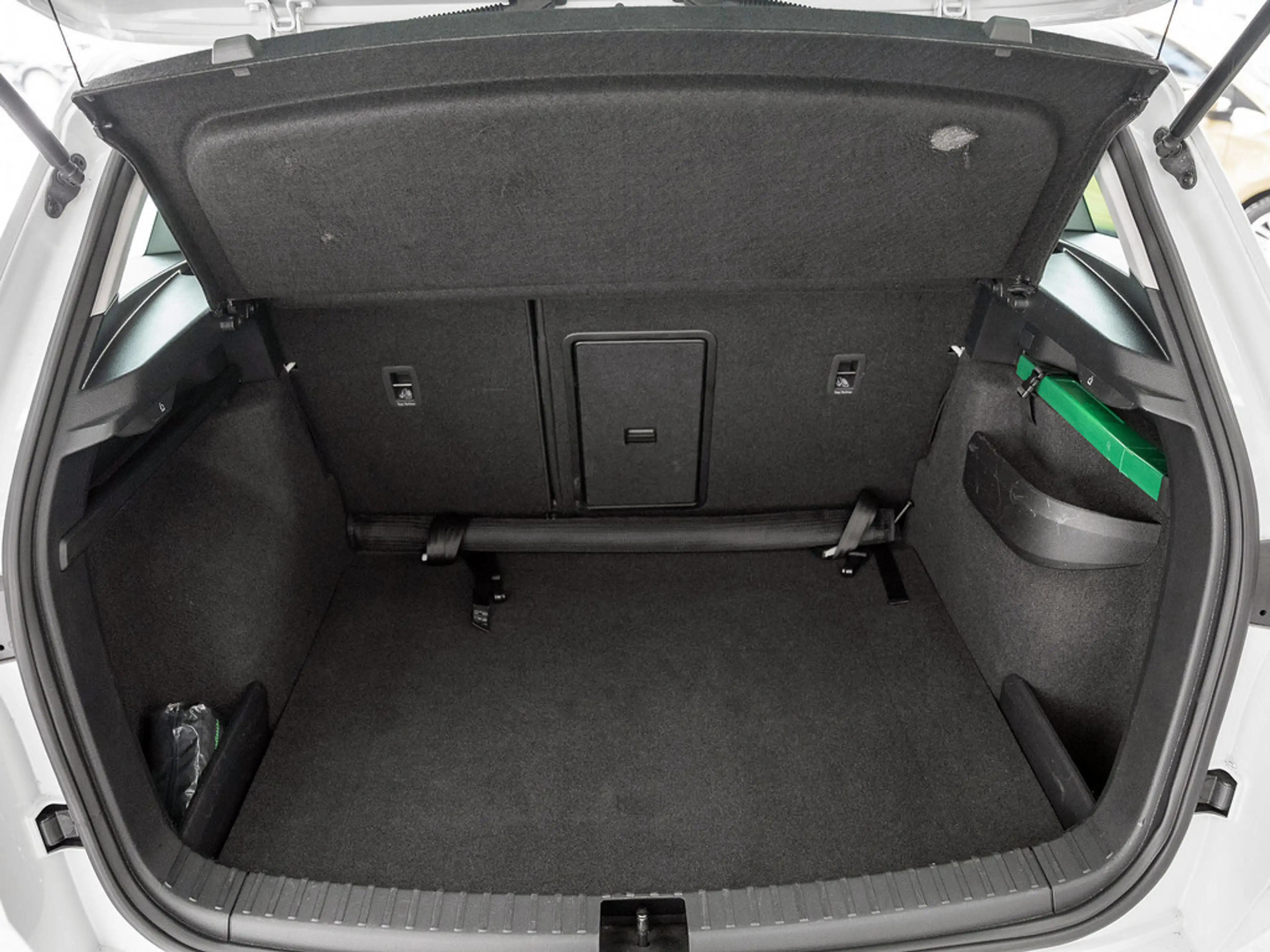 Skoda Karoq 1.5 TSI Tour DSG Kessy pACC SmartLink S — photo 15