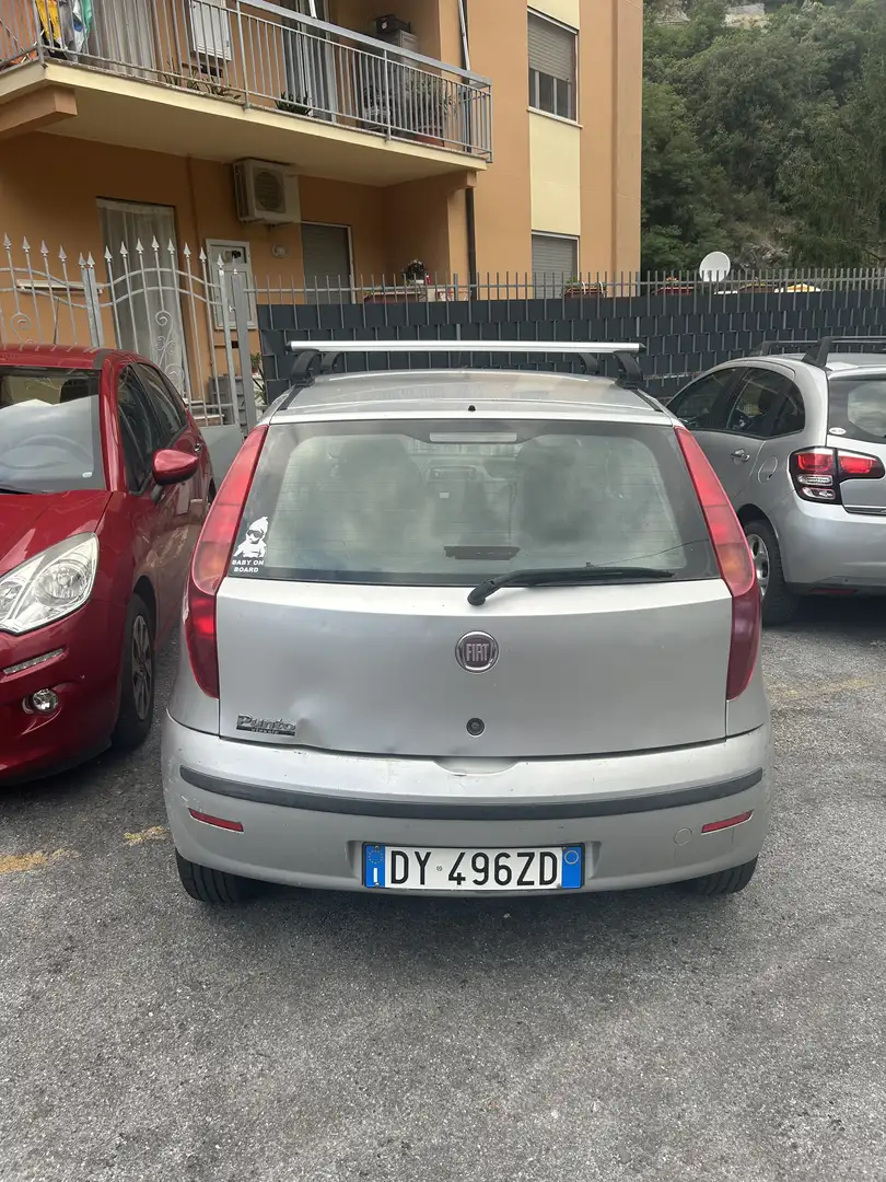 Fiat Punto 5p 1.2 Active - 2