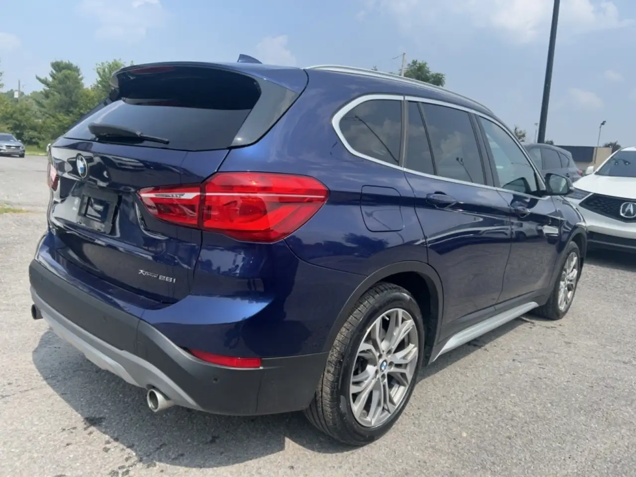 BMW X1 photo BMW X1