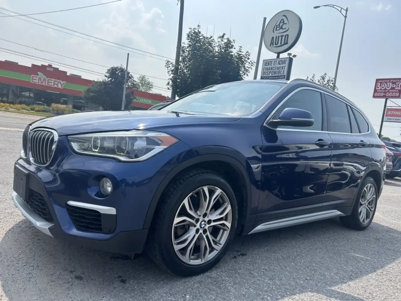 BMW X1 photo BMW X1
