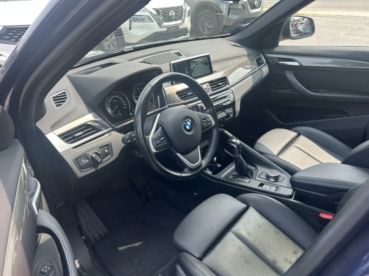 BMW X1 photo BMW X1