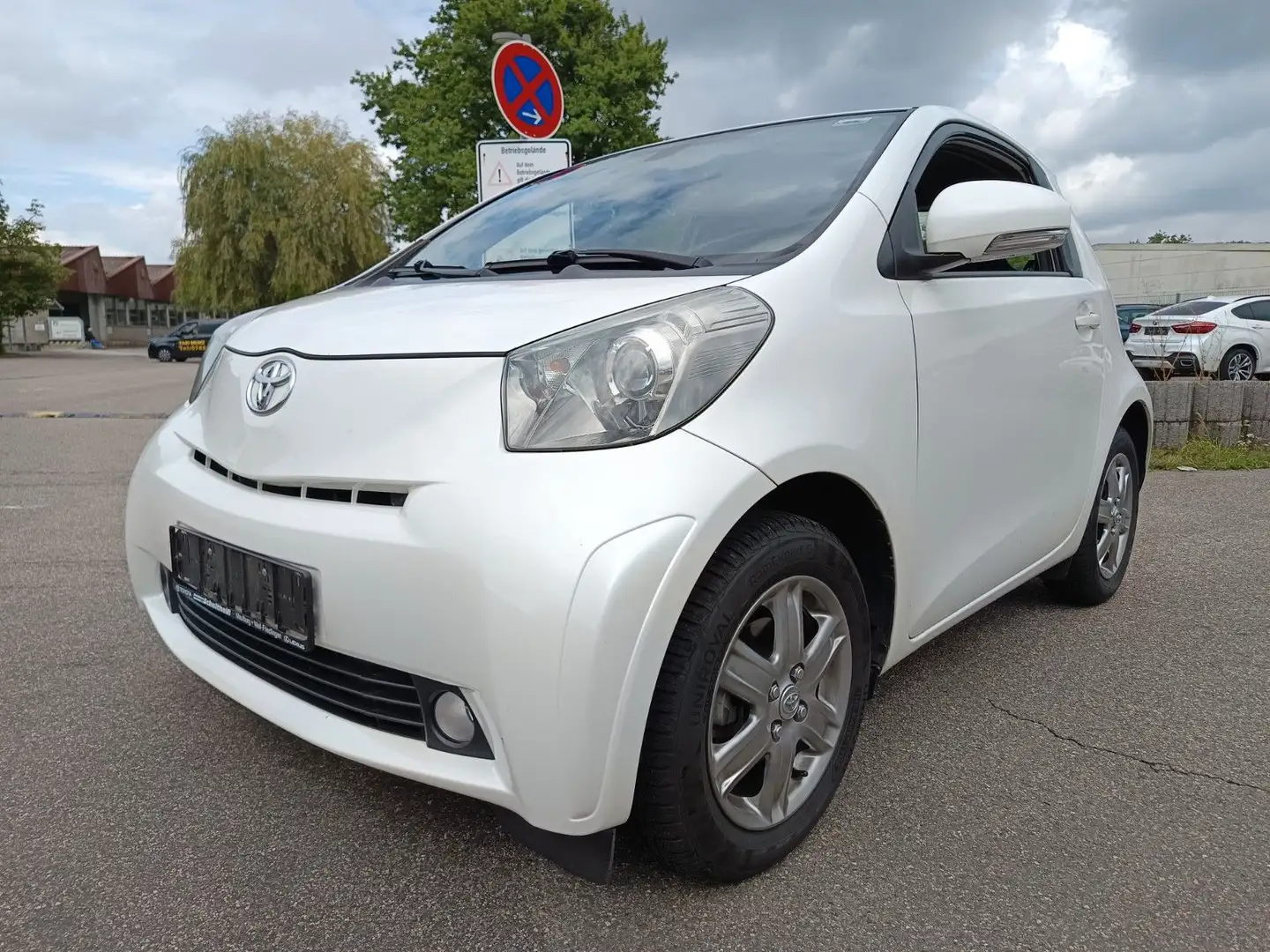 Toyota iQ iQ + Blanco - 1