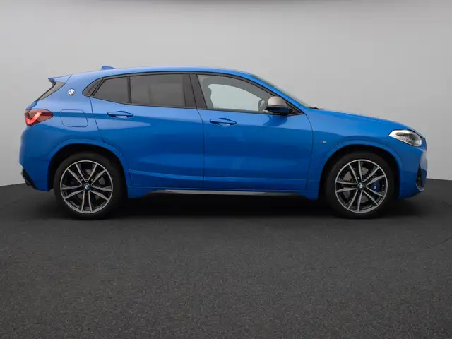 BMW X2 M view 5