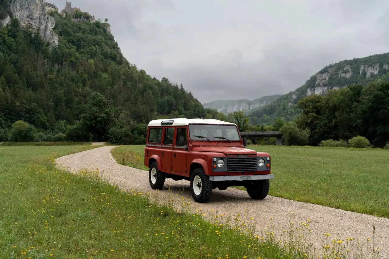 Land Rover Defender, foto 1