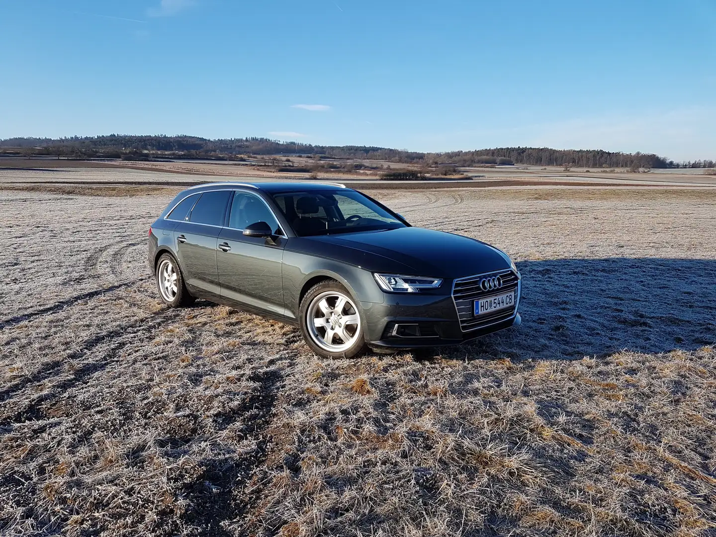 Audi A4 A4 Avant 2,0 TDI Sport S-tronic Sport Grau - 2
