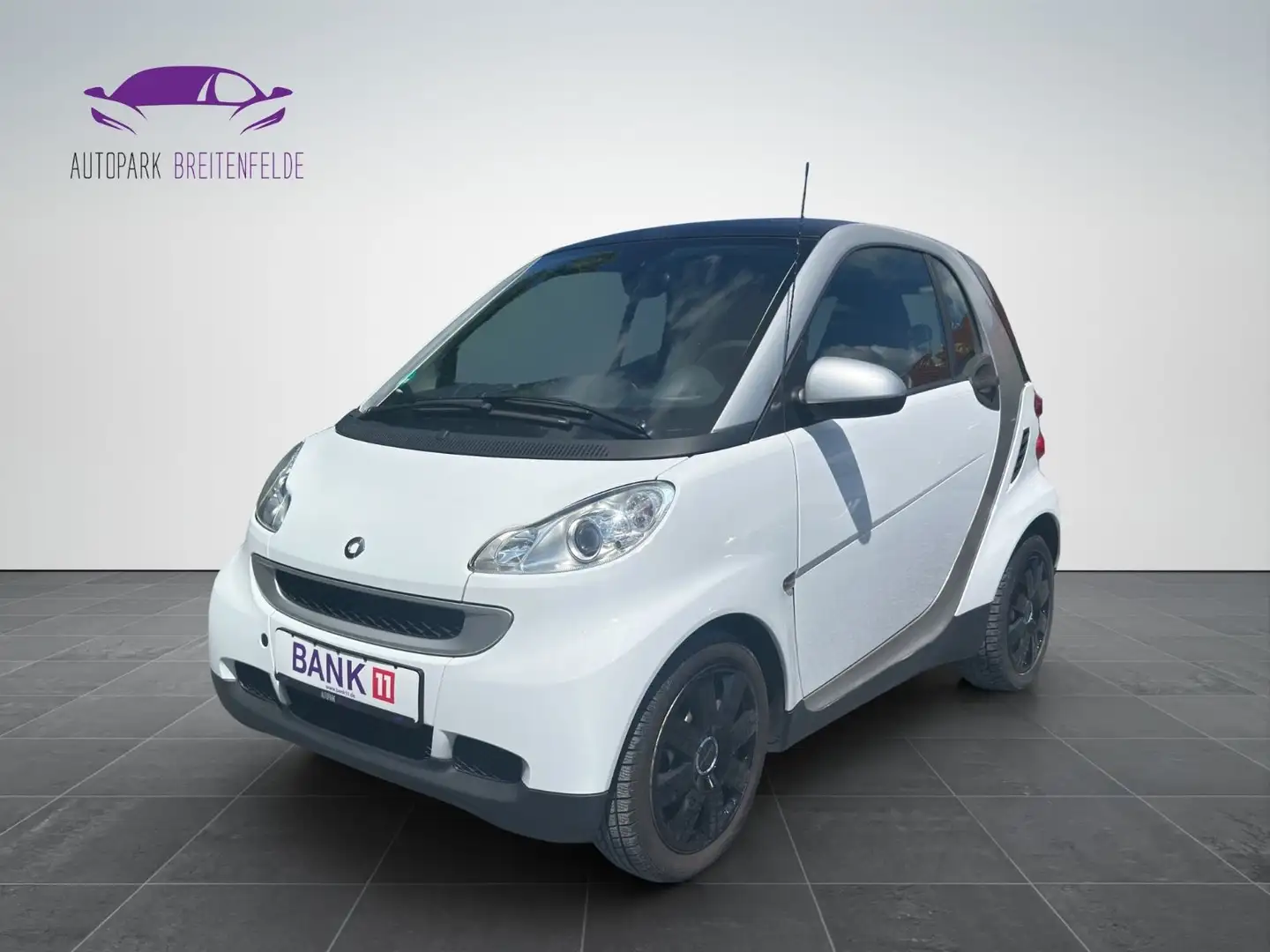 smart forTwo Coupe Klima/Apple/Android/Leder Blanc - 1