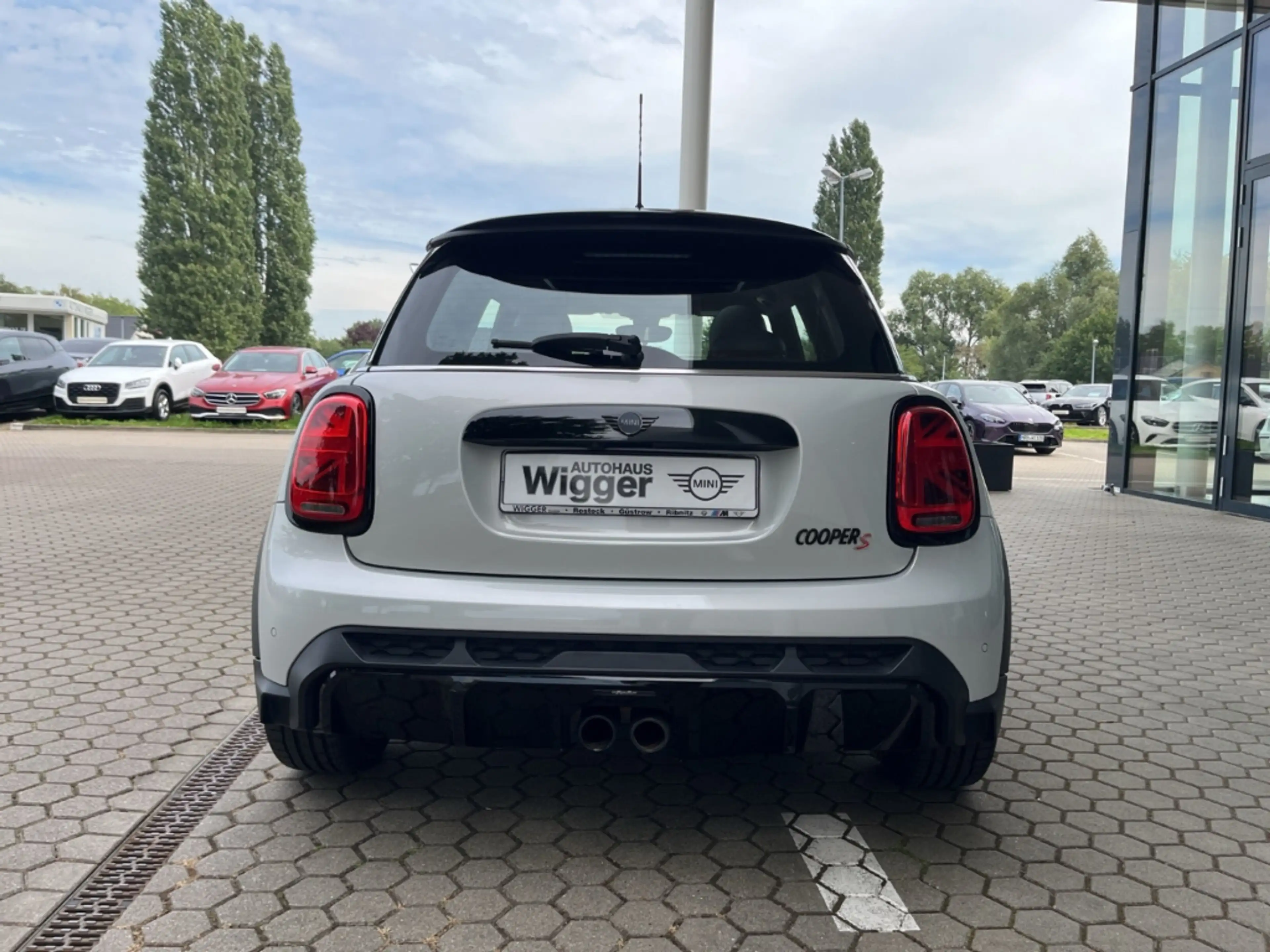 MINI Cooper S JCW Trim/Panoramadach/HarmanKardon — photo 14
