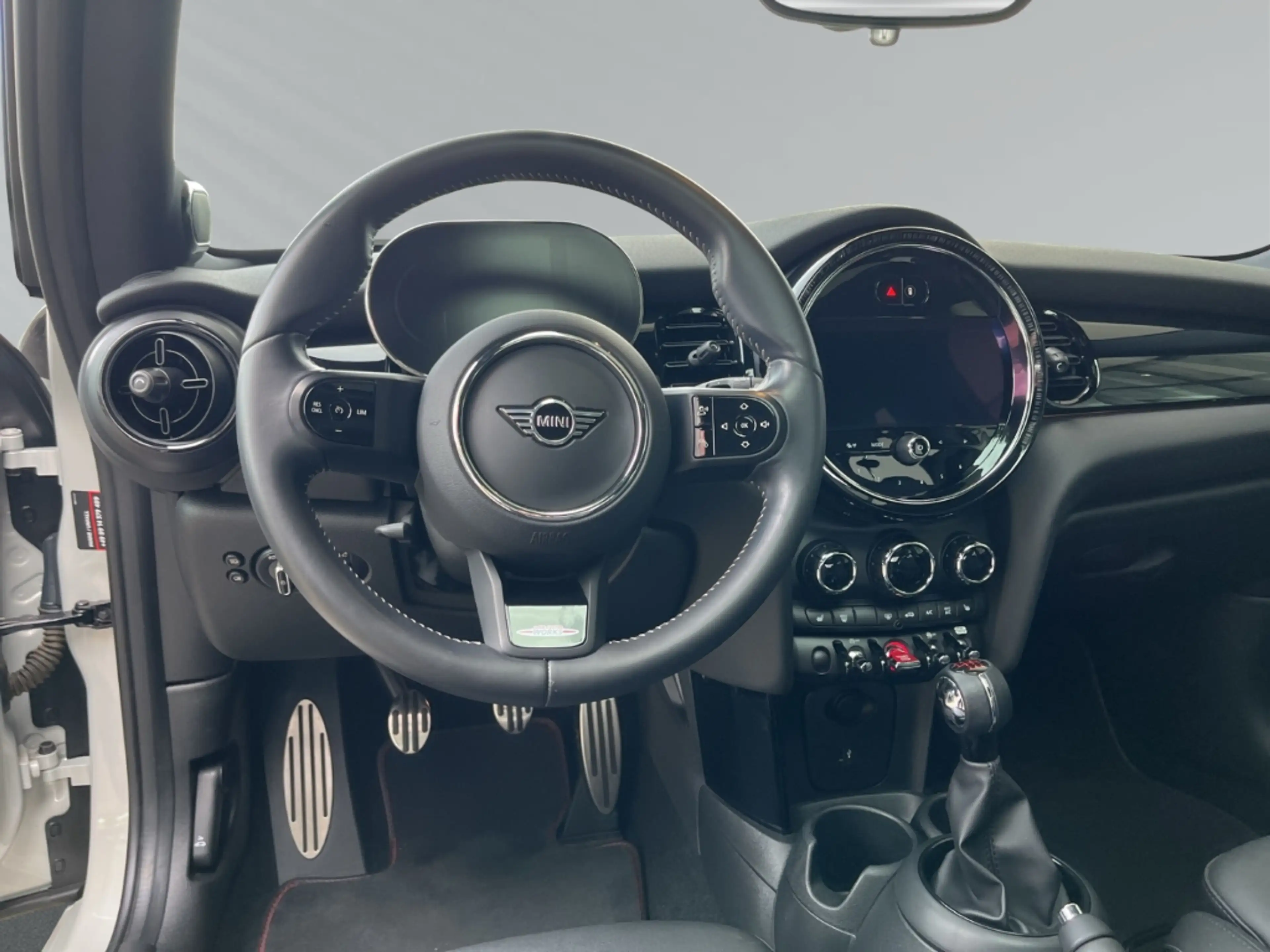 MINI Cooper S JCW Trim/Panoramadach/HarmanKardon — photo 5