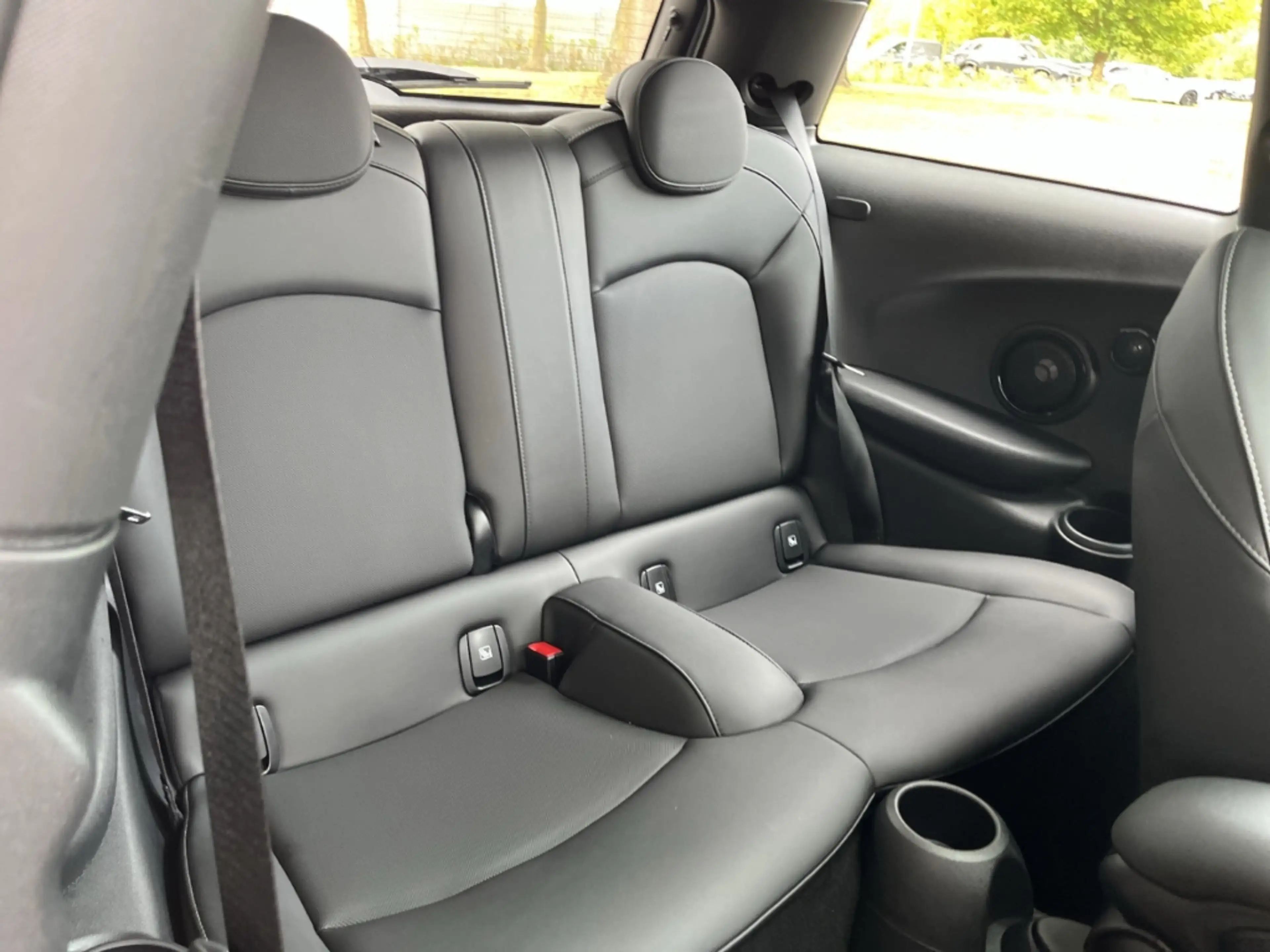 MINI Cooper S JCW Trim/Panoramadach/HarmanKardon — photo 8