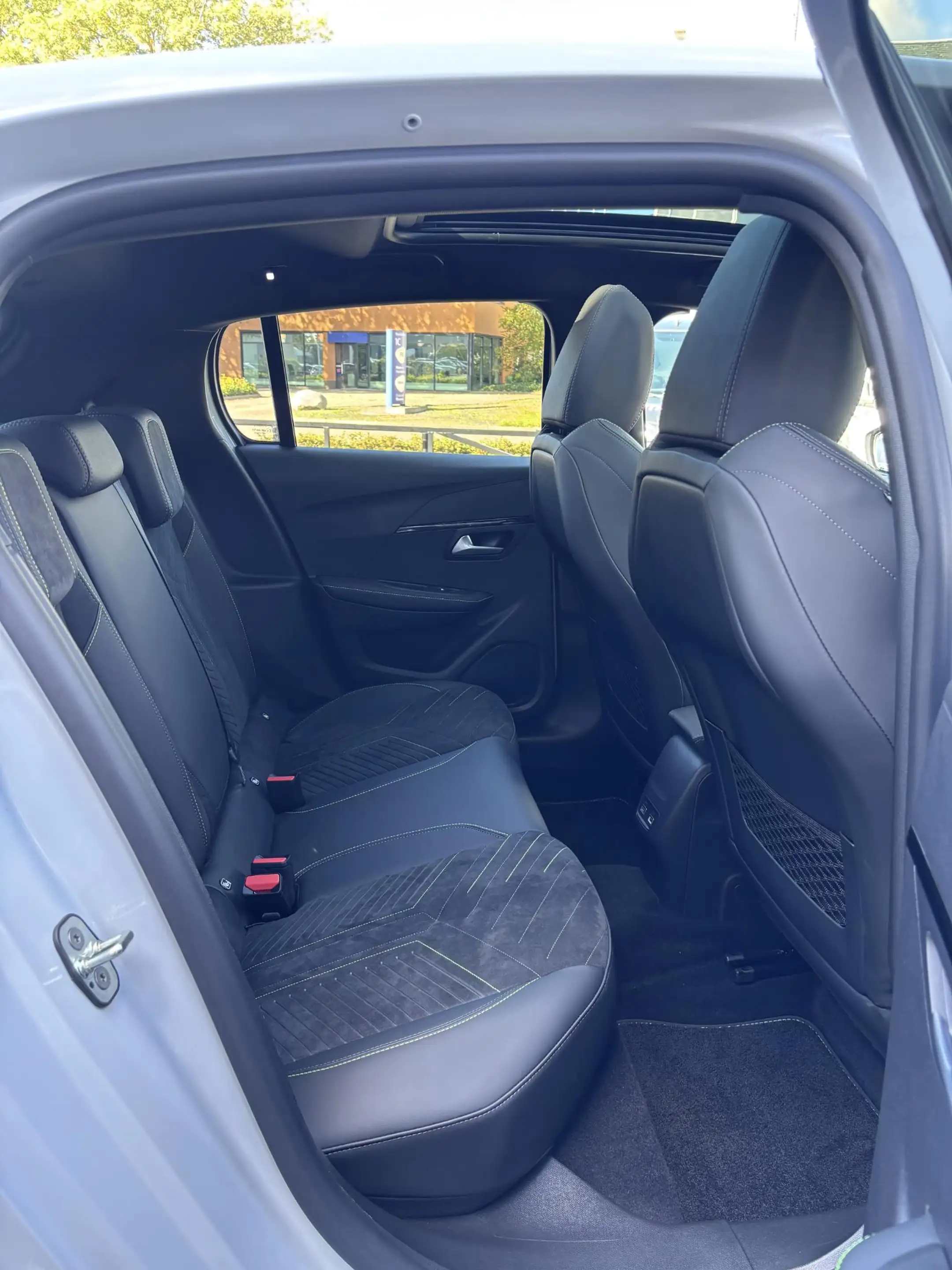 Peugeot e-208 EV GT 51 kWh |SOH 100%|Vol Opties!| — photo 5