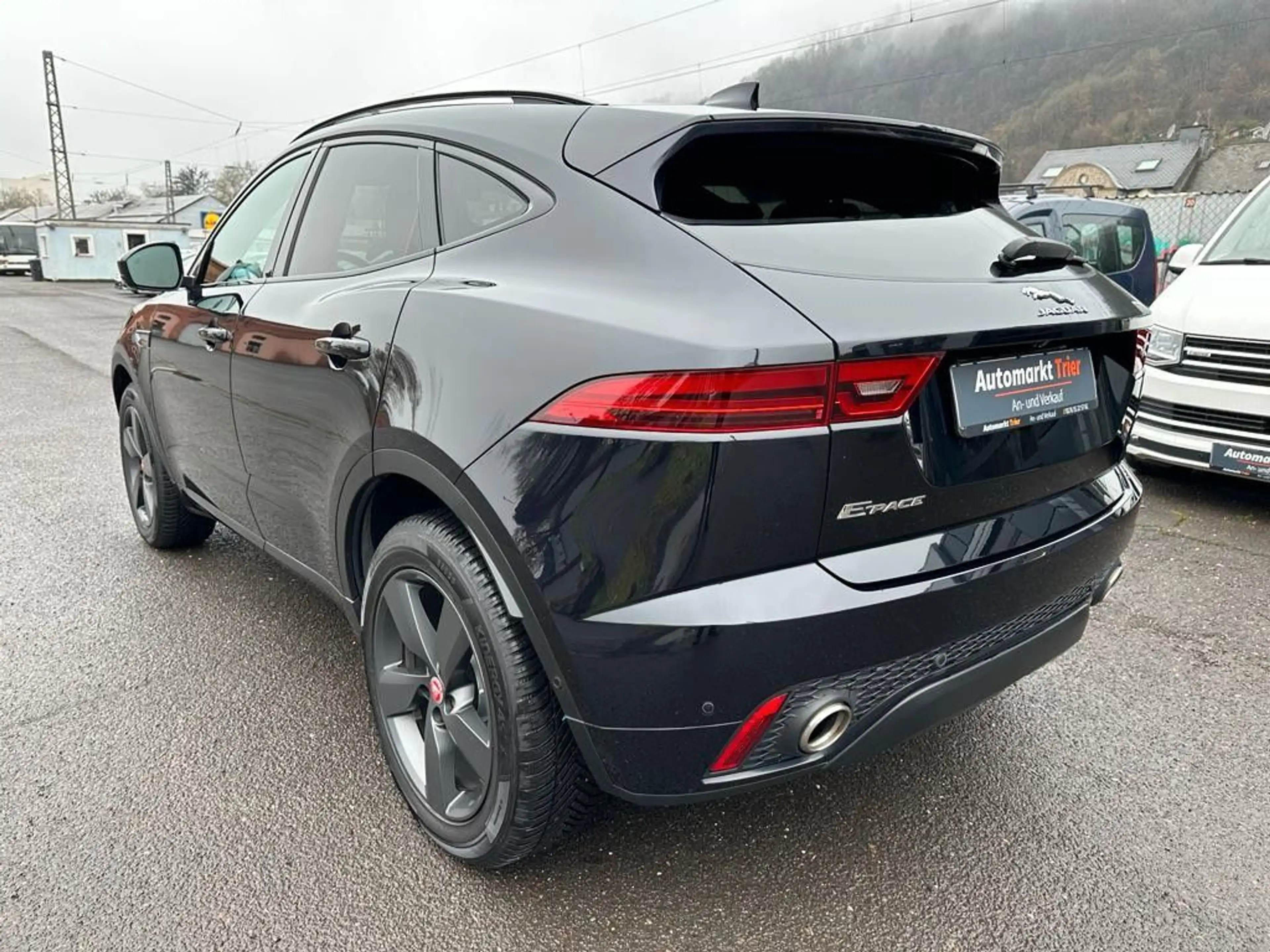 Jaguar E-Pace R-Dynamic AWD! — photo 3
