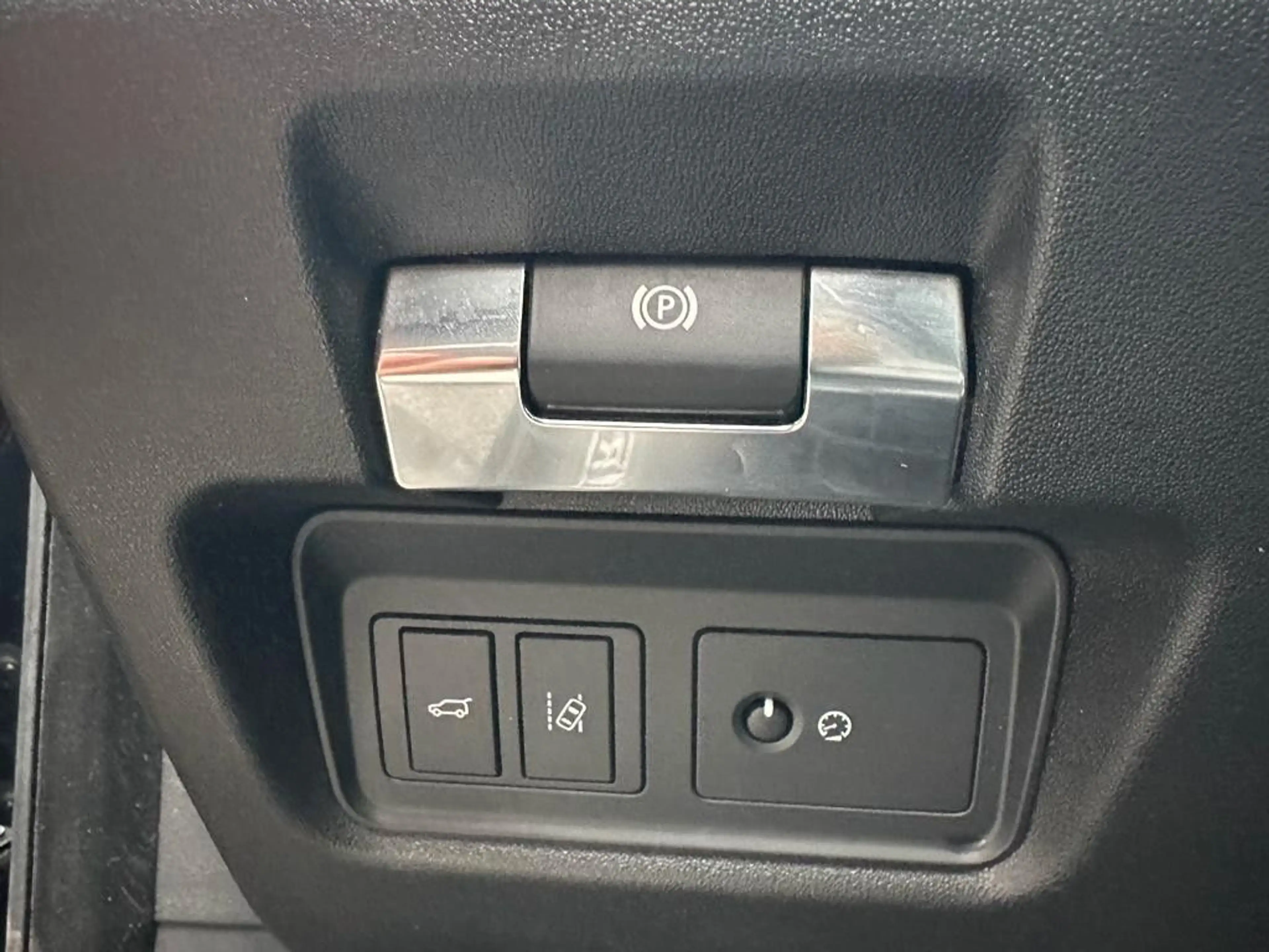 Jaguar E-Pace R-Dynamic AWD! — photo 11