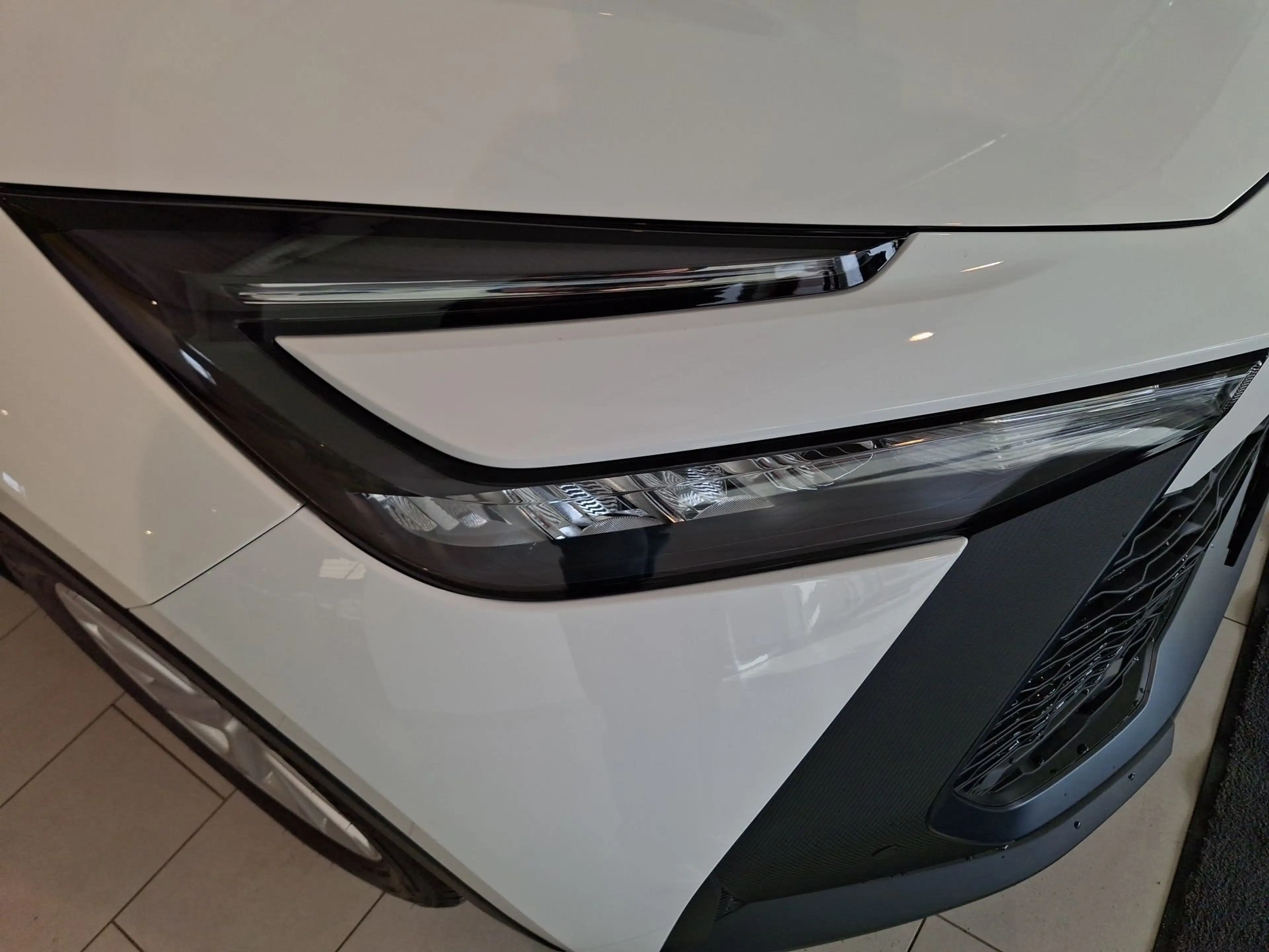 Toyota C-HR 1.8 FWD Active LED+Navi+SHZ+2xKlima+Kam. — photo 9