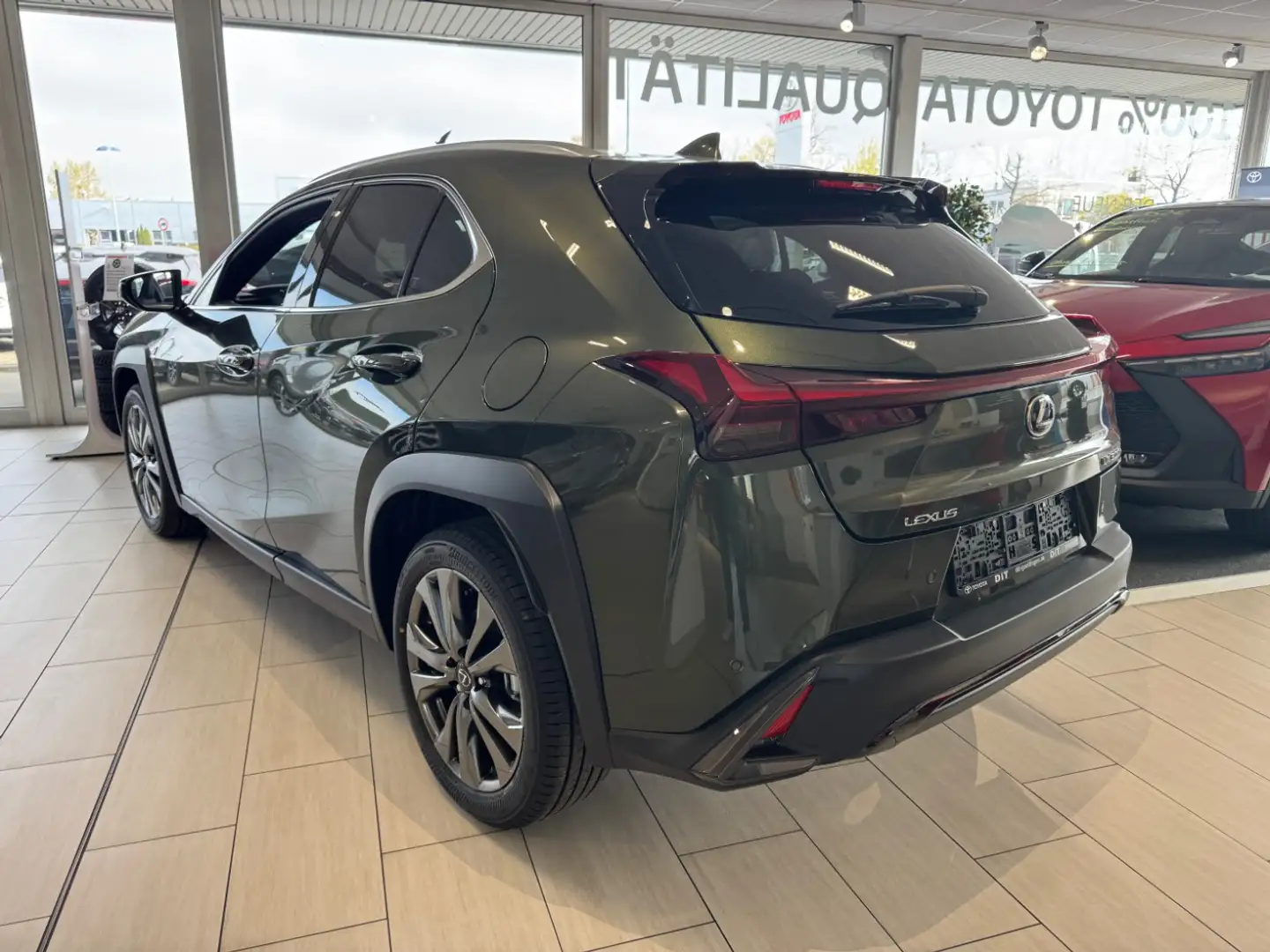 Lexus UX 300e UX 300h F Sport Design Kamera, SHZ, LED, Navi Grün - 2