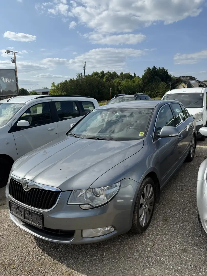 Skoda Superb 2.0 TDI Elegance - 1