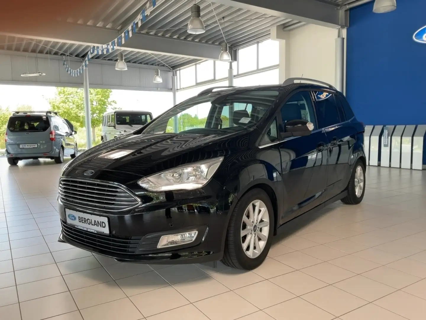 Ford C-Max TITANIUM Grand Zwart - 1