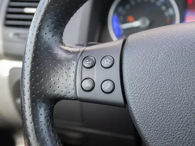 Volkswagen Golf view 21