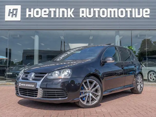 Volkswagen Golf main image