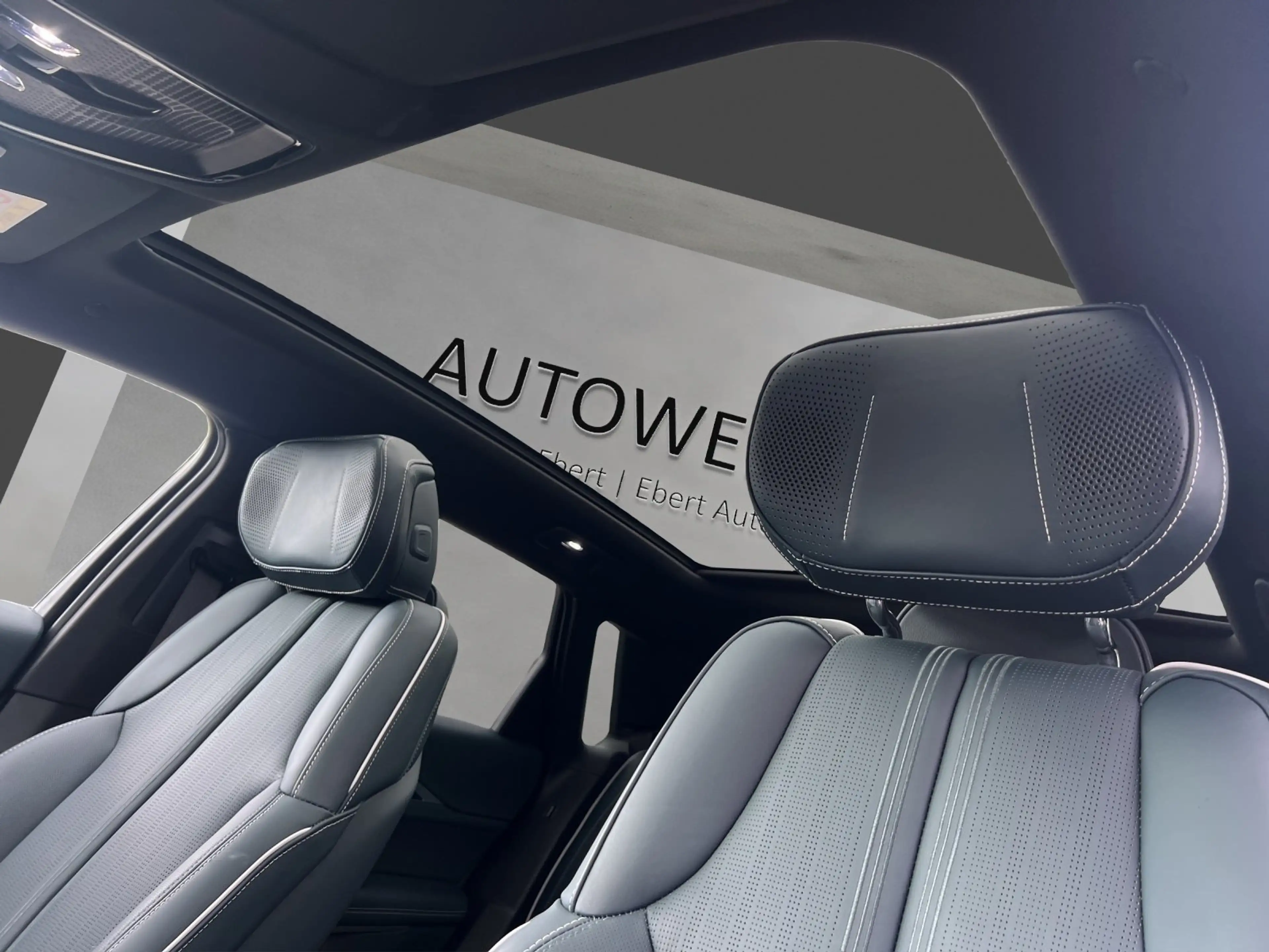 Cadillac Lyriq AWD Sport/PANO-DACH/MASSAGE/AKG/ACC/360°KA — photo 14