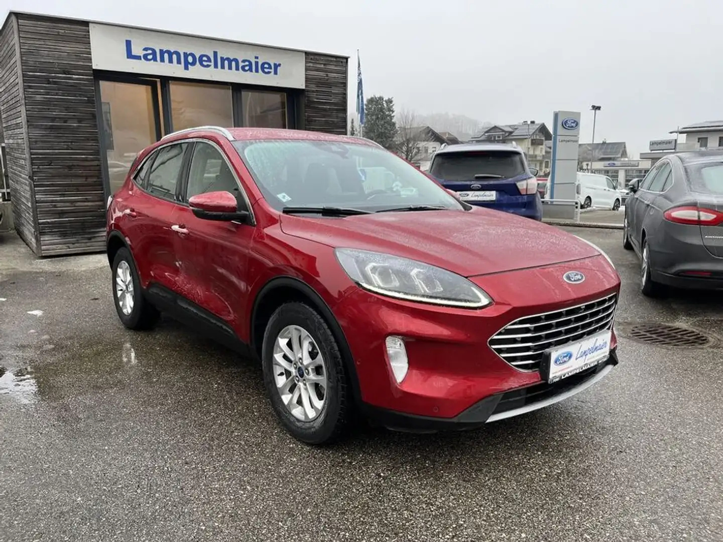Ford Kuga Titanium AWD Rot - 1