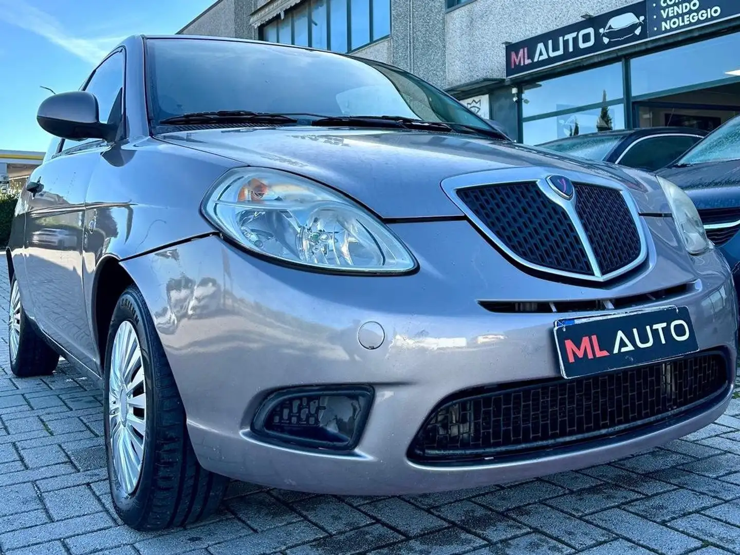 Lancia Ypsilon Ypsilon II 2007 1.4 8v E-Collection ecochic Gpl Grigio - 2