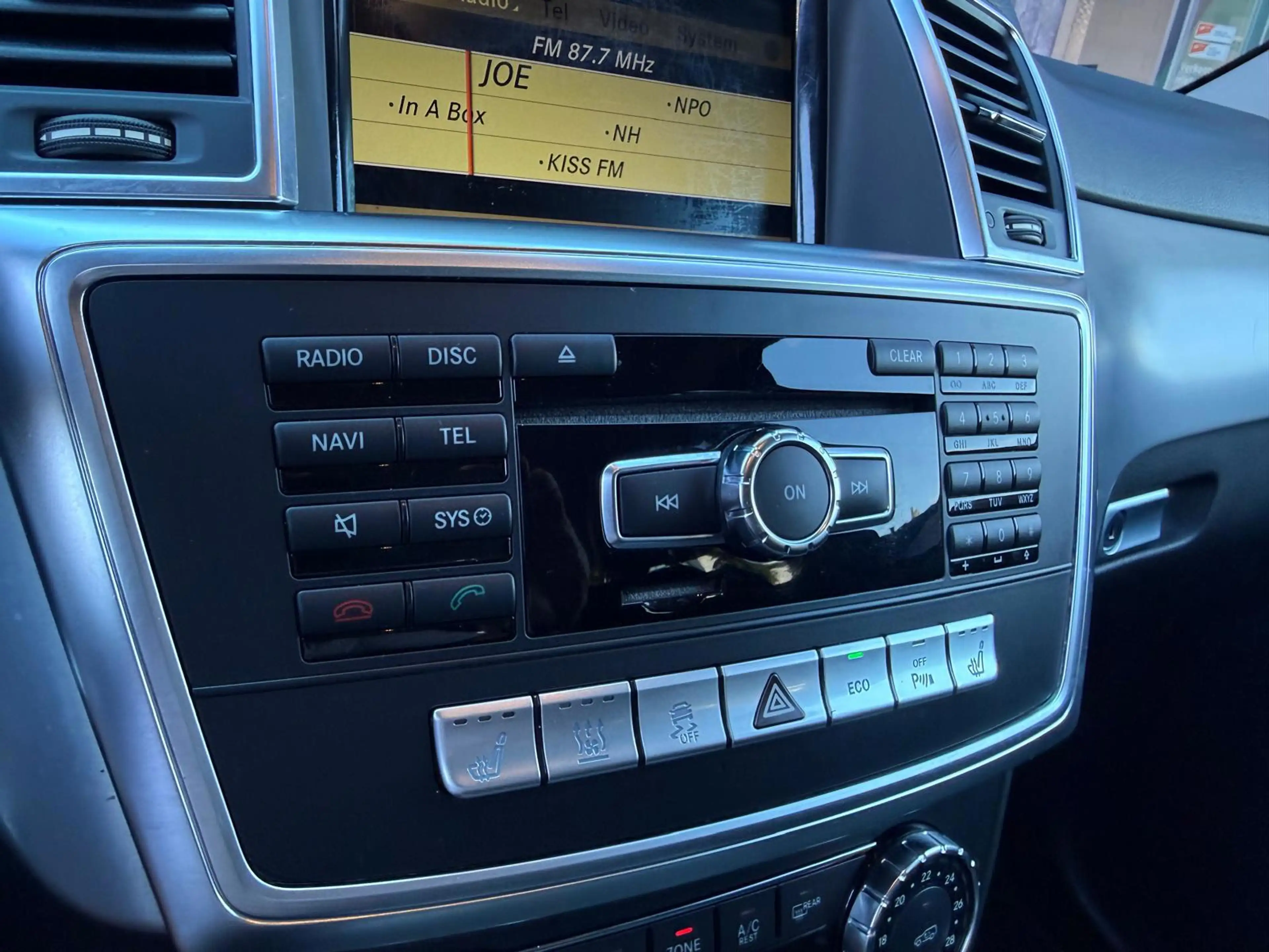 Mercedes-Benz ML 350 M-klasse Edition 1 — photo 15