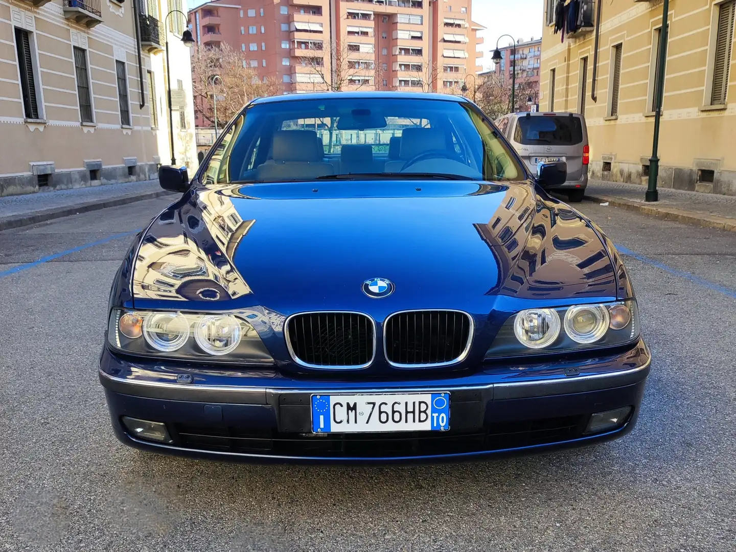 BMW 520 520i Bleu - 2