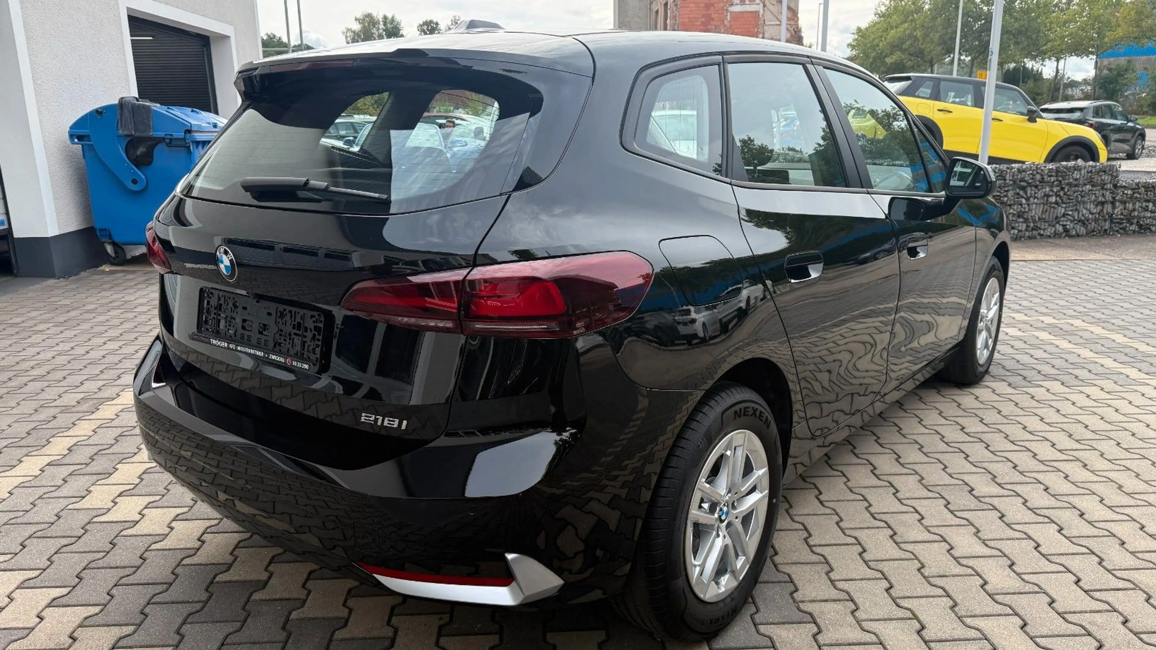 BMW 218 218i Actibe Tourer LED Navi Autom Temp DAB — photo 7