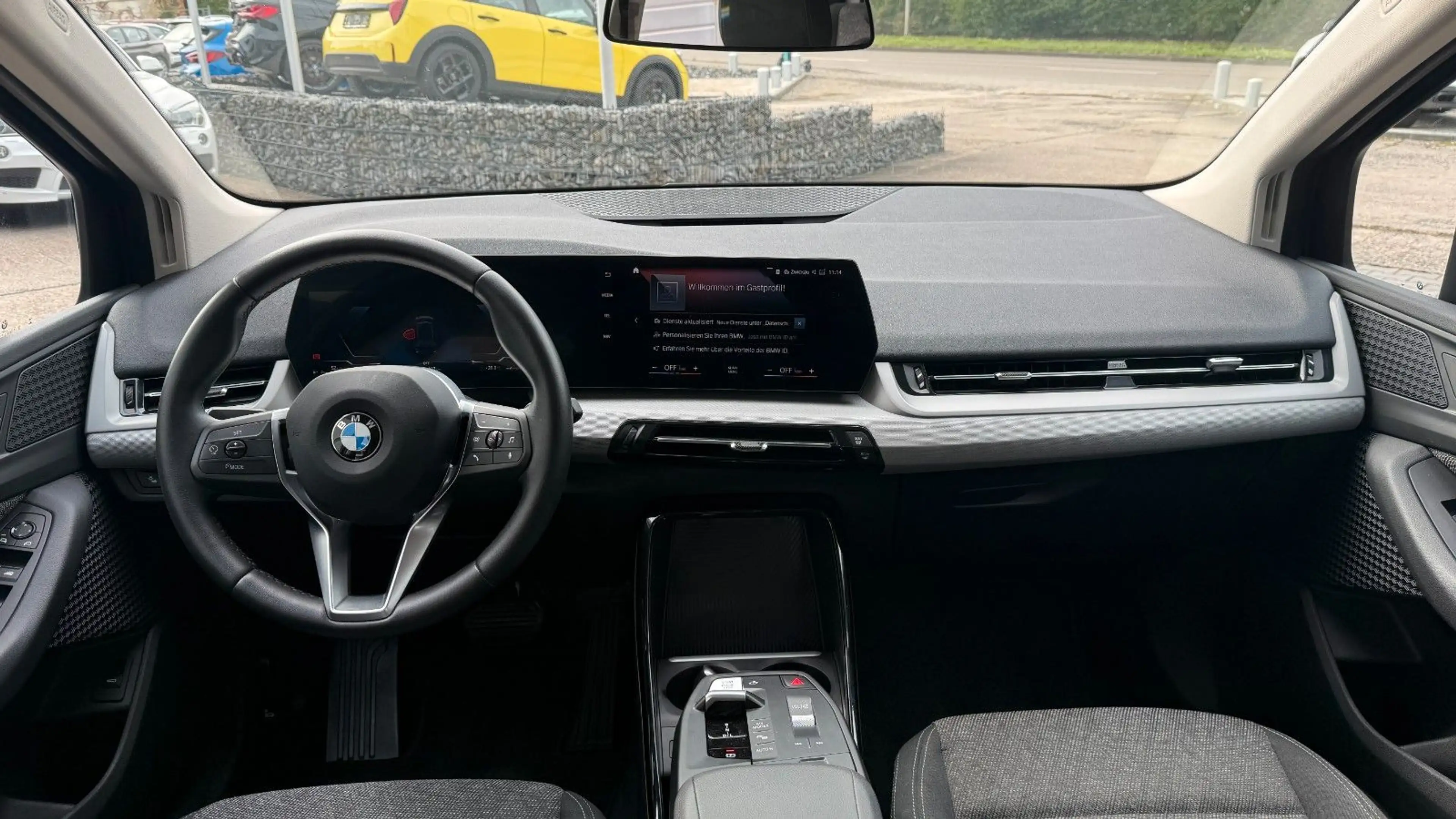 BMW 218 218i Actibe Tourer LED Navi Autom Temp DAB — photo 13