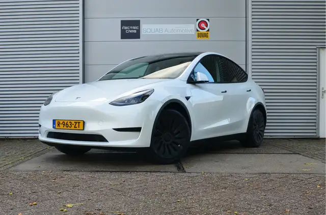 Tesla Model Y RWD 58 kWh Enhanced AutoPilot3.0 Ryzen (twv 3.800,