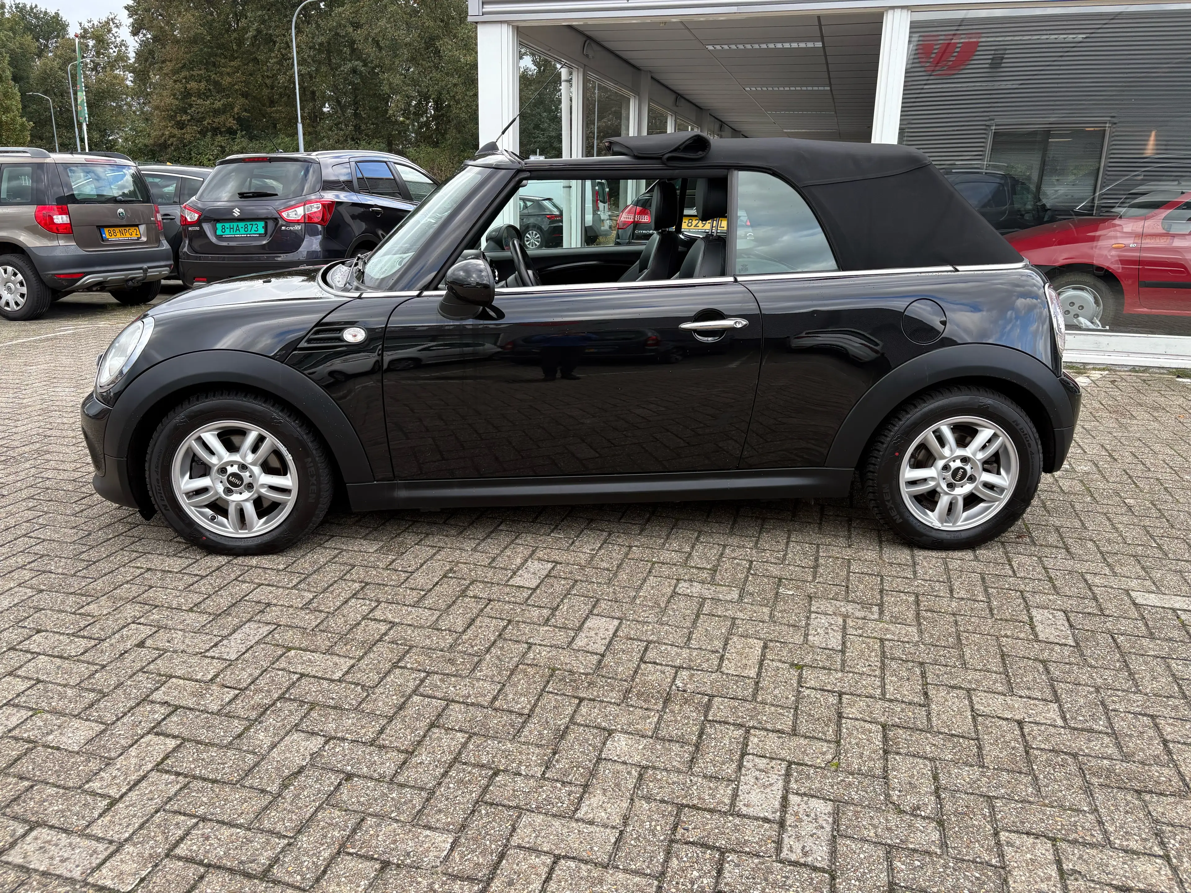 MINI One Cabrio 1.6 Chili — photo 5