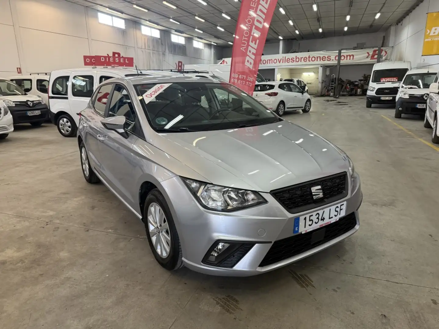 SEAT Ibiza 1.0 TSI S&S Style 110 Plateado - 1