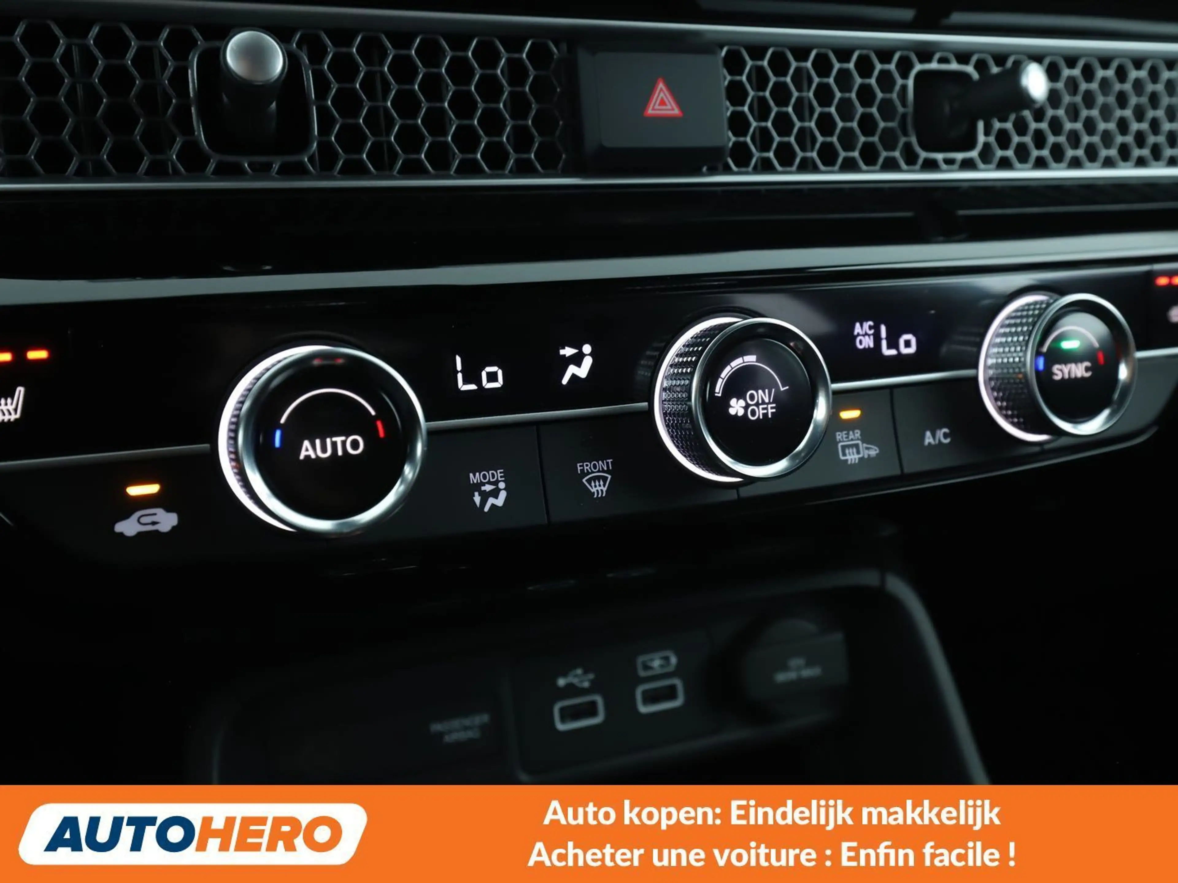 Honda Civic 2.0 e:HEV Sport — photo 14