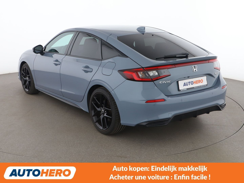 Honda Civic 2.0 e:HEV Sport — photo 4