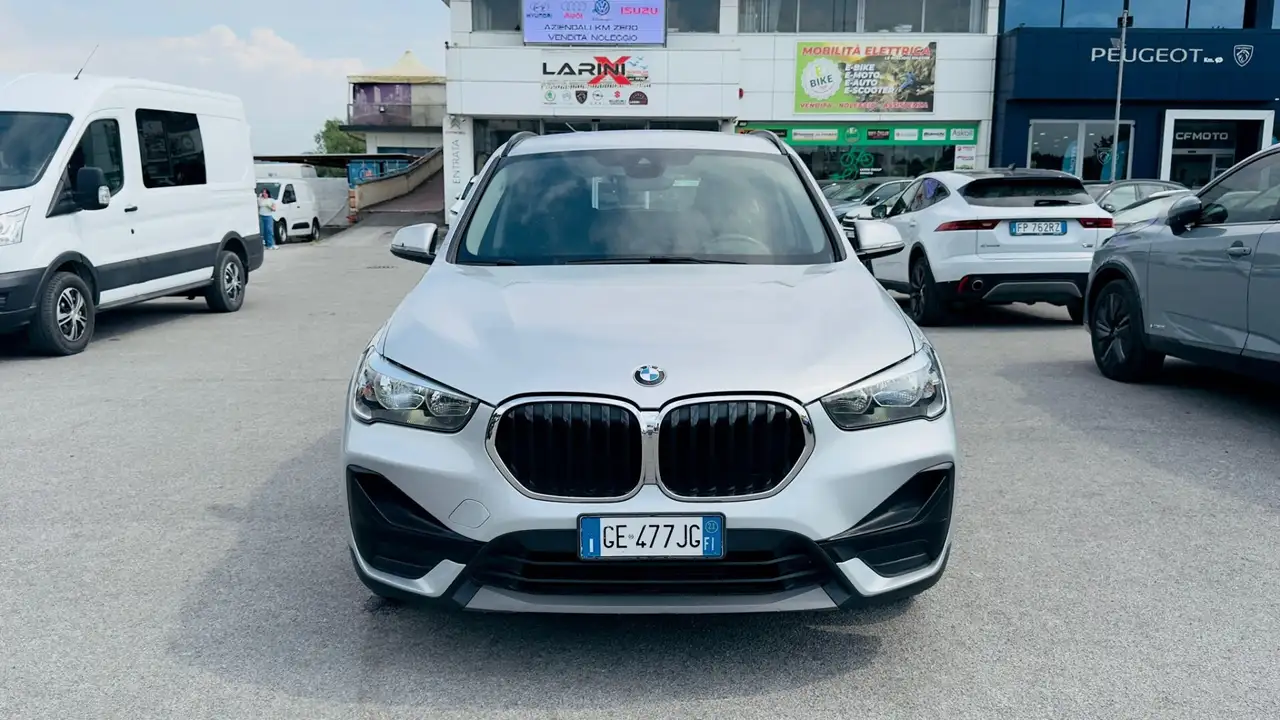 BMW X1 xDrive18d Advantage, миниатюра 3