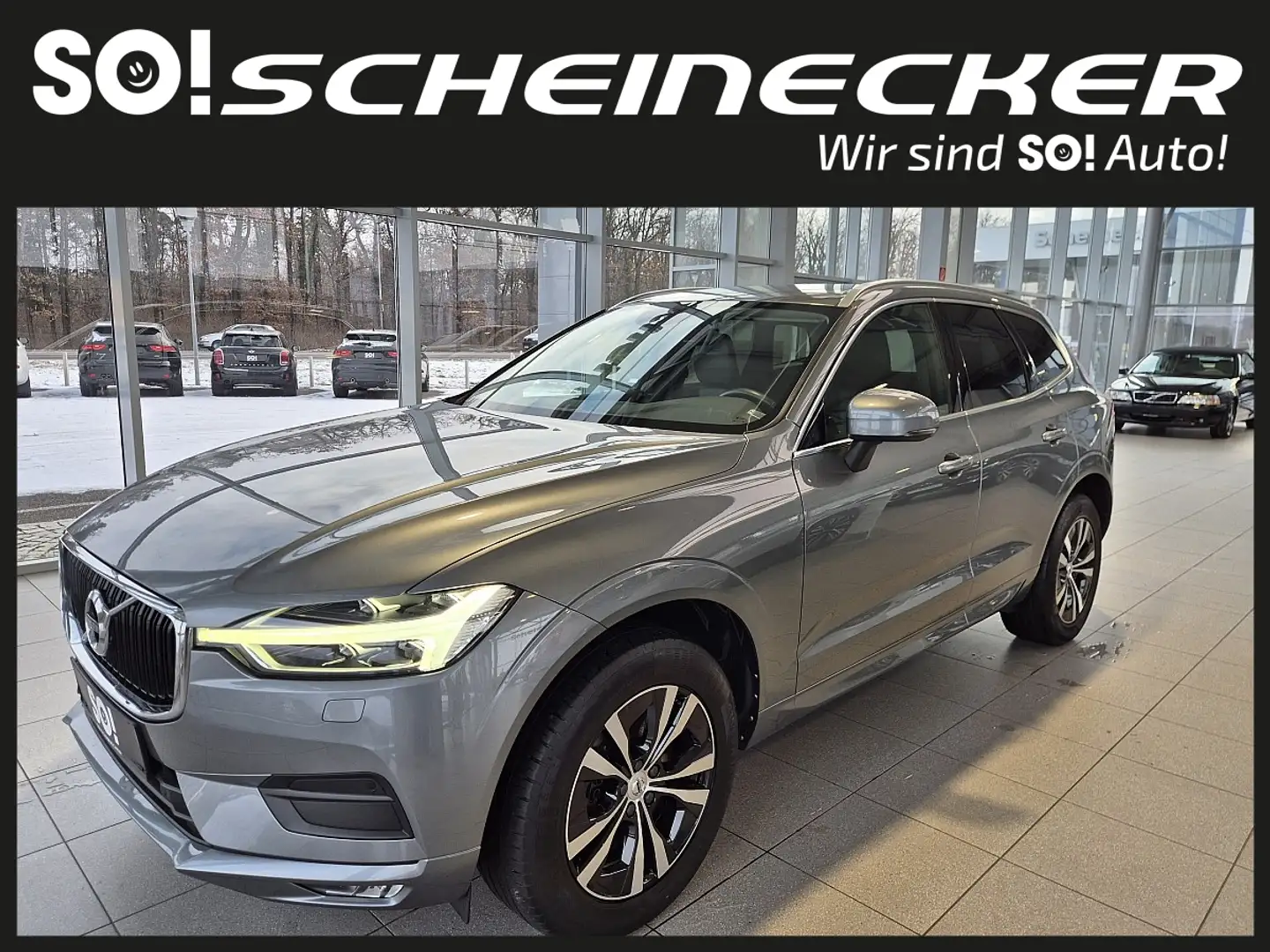 Volvo XC60 B4 Momentum Pro AWD Geartronic Grau - 2