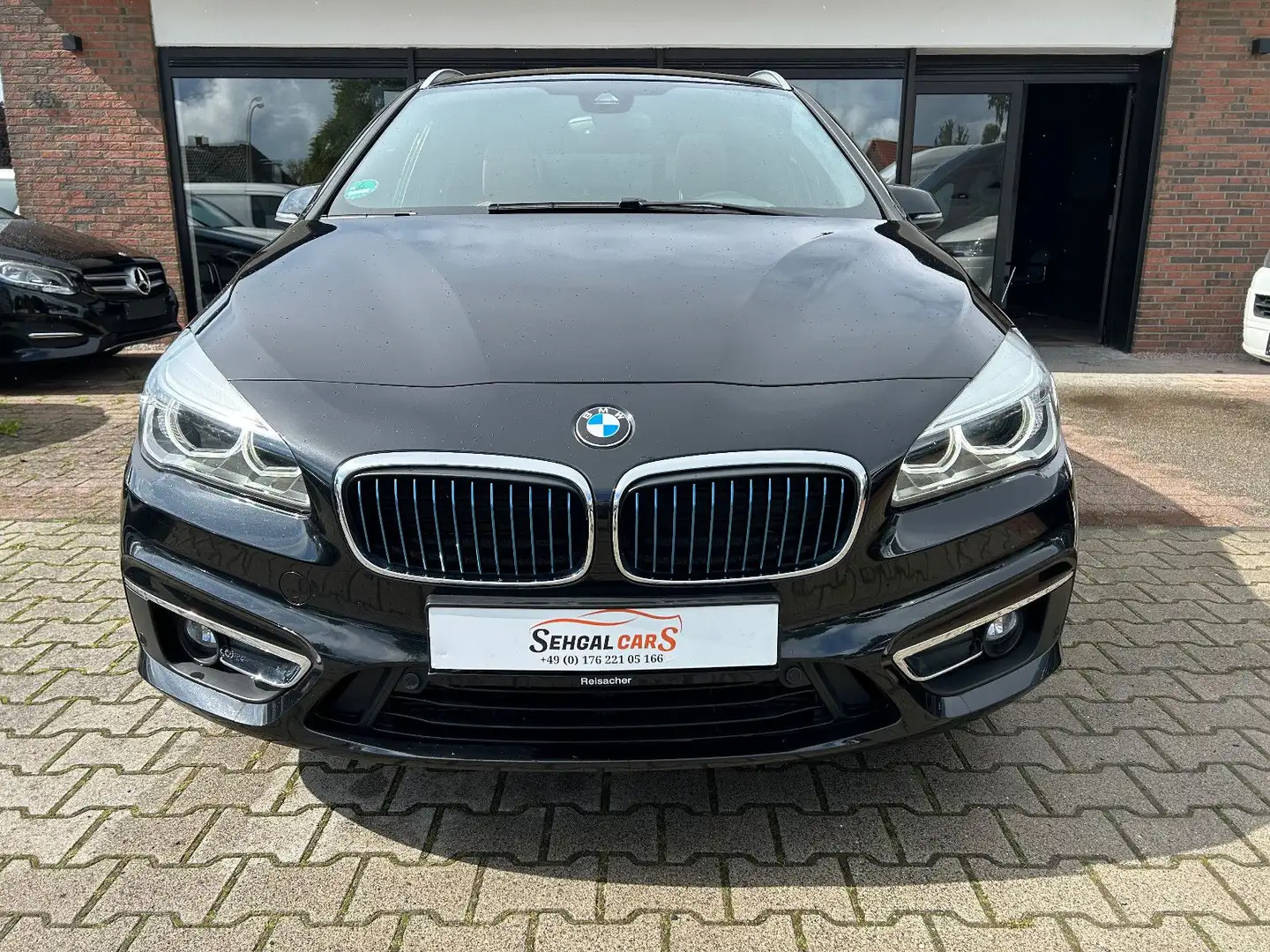 BMW 225 225 xe Luxury Line Automatik*V. Leder*LED*Navi Schwarz - 2