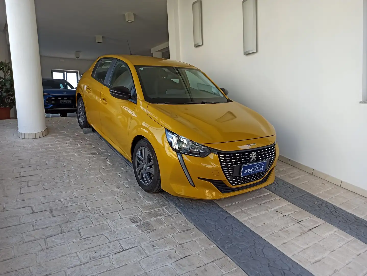 Peugeot 208 1.2 puretech Active Pack Giallo - 1