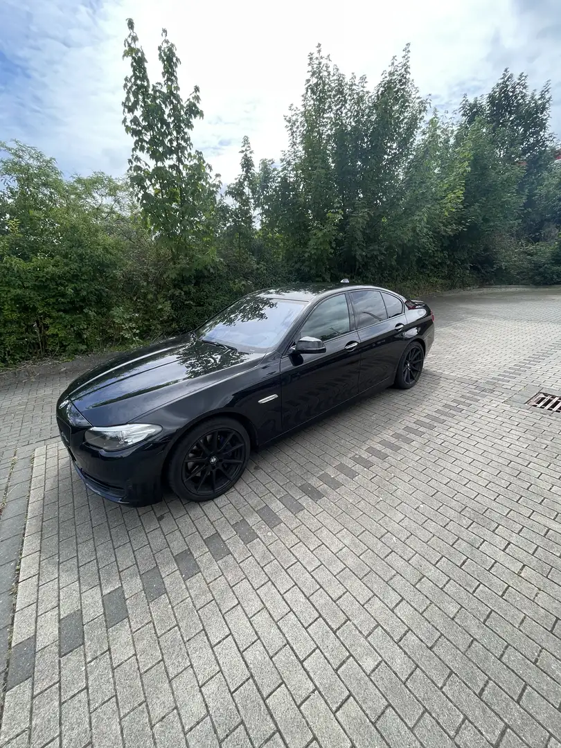 BMW 525 525 d Schwarz - 2