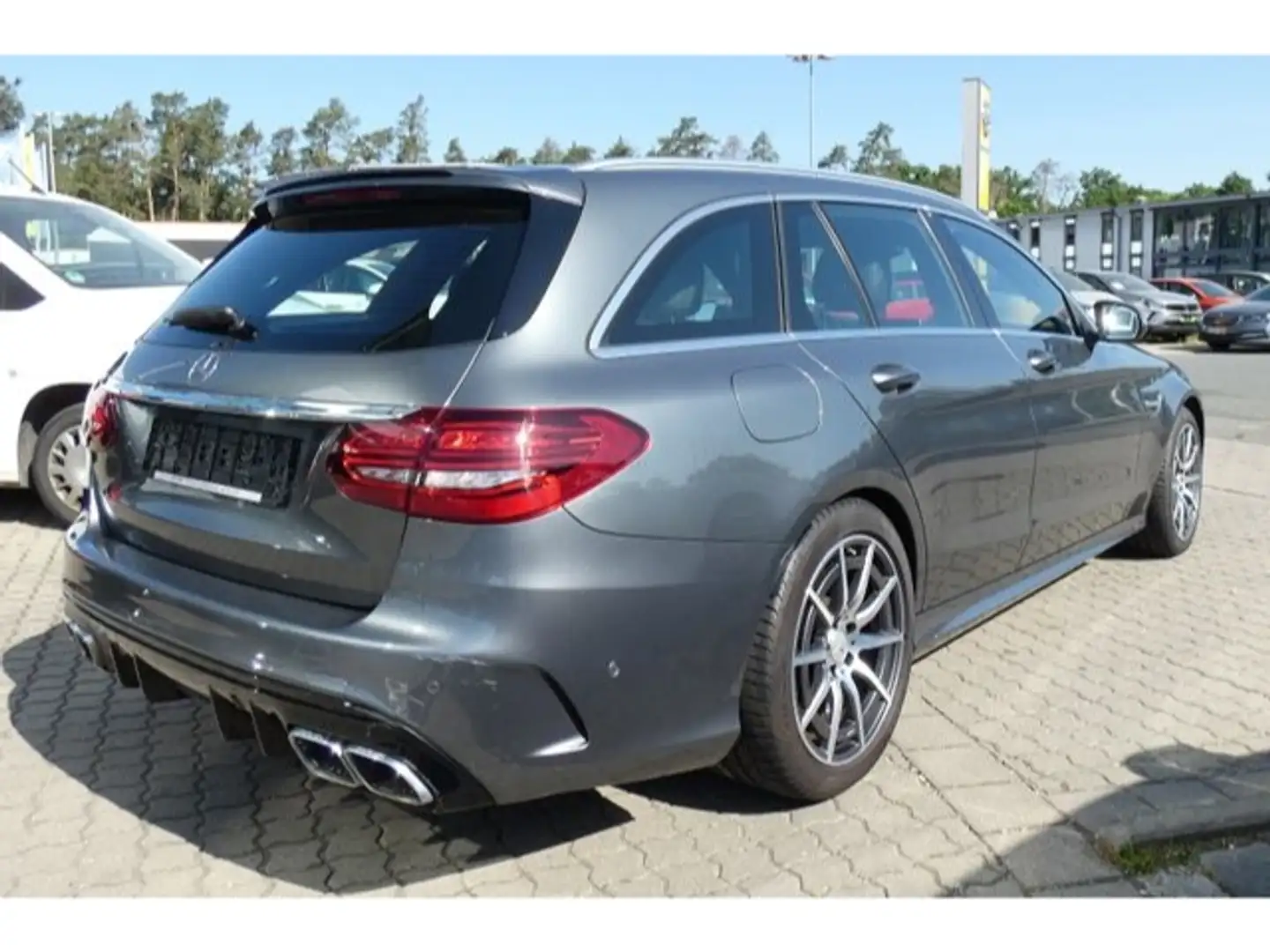 Mercedes-Benz C 63 AMG T Speedshift Navi PDC 360 LED Leder Grau - 2