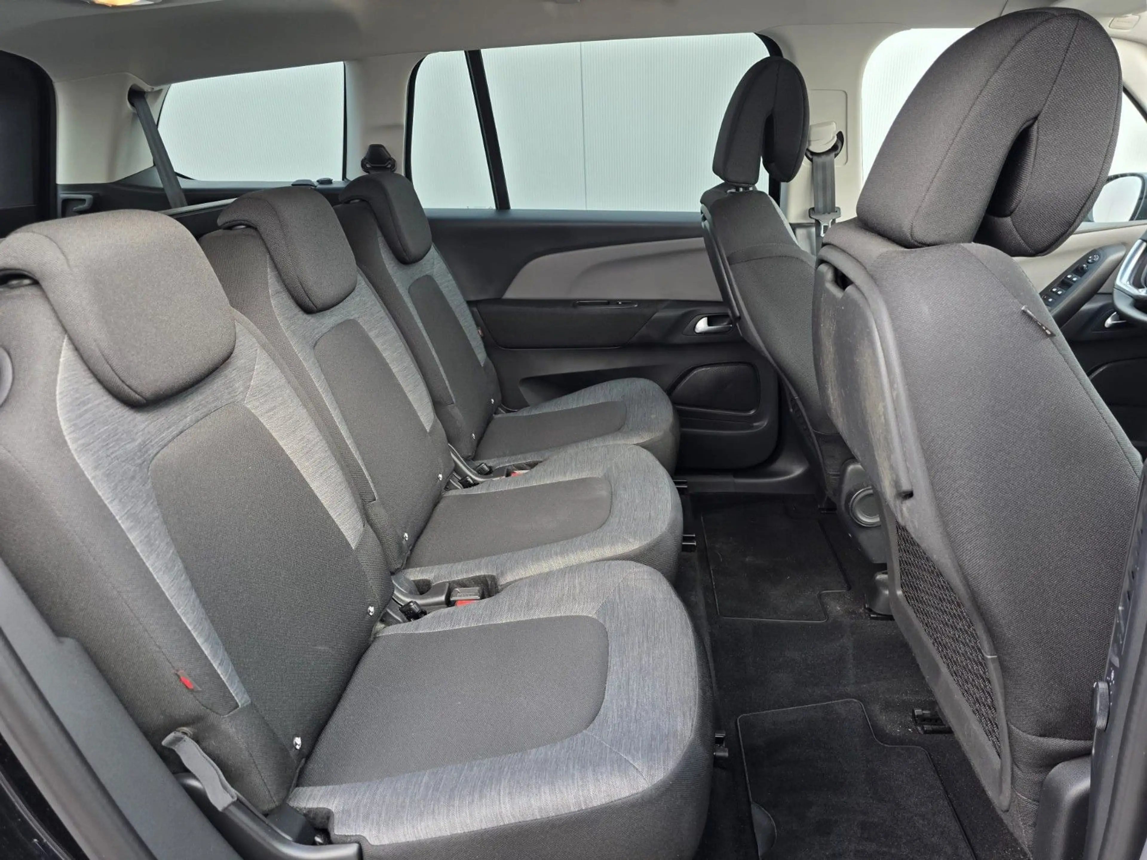 Citroen Grand C4 Picasso Grand C4 7Sitze PDC(V+H) Navi SZH ALU Klimaaut — photo 8