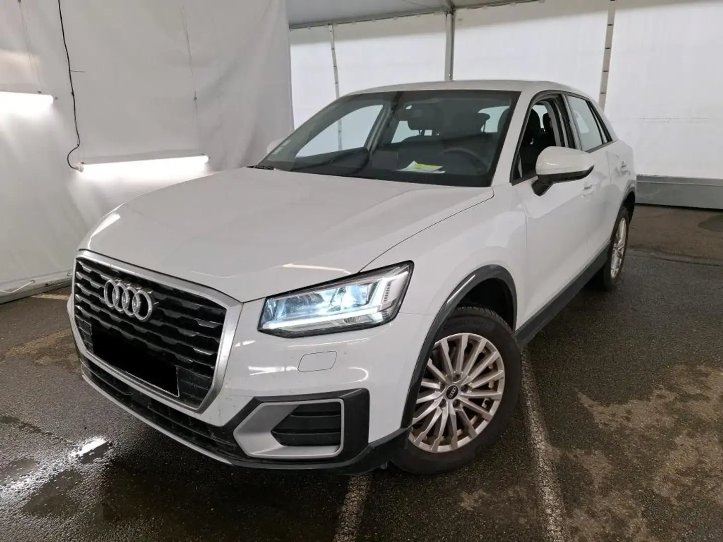 Audi Q2 BUSINESS LINE Blanc - 1