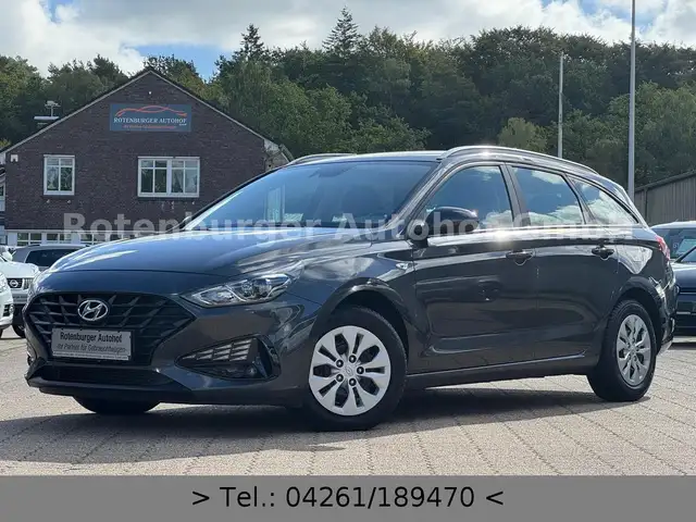 Hyundai i30 1.6 CRDI*SELECT*1.HAND*KLIMA*PDC*BLUETOOTH